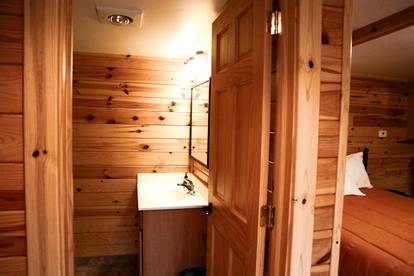Secluded and Peaceful Cabin Rentals Along the Au Sable River in Michigan - Grayling , Michigan - glamping.directory