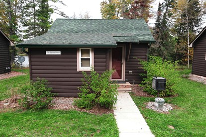 Secluded and Peaceful Cabin Rentals Along the Au Sable River in Michigan - glamping.directory