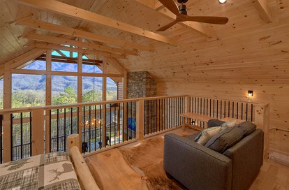 Luxury Large Glamping Destination with Private Hot Tub and Home Theater in Gatlinburg, Tennessee - Gatlinburg, Tennessee - glamping.directory