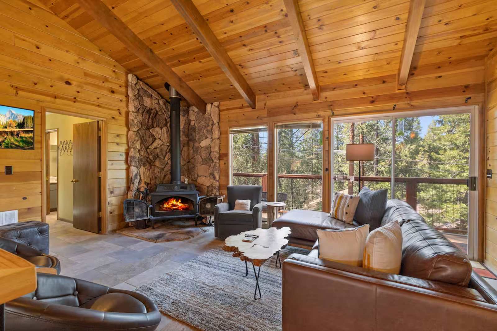 Enchanted Pines - Twain Harte, California - glamping.directory