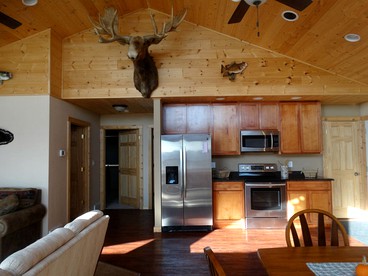Waterfront Vacation Rental Overlooking the Mississippi River in De Soto, Wisconsin - De Soto, Wisconsin - glamping.directory