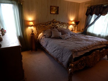 Elegant Suite Rental with a Shared Hot Tub in Fern Forest, Hawaii - Mountain View, Hawaii - glamping.directory