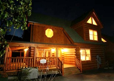 Deluxe Family Cabin in a Gated Resort with Pools in Pigeon Forge, Tennessee - glamping.directory