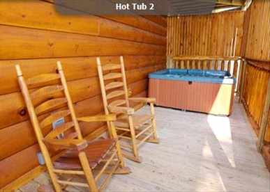 Deluxe Family Cabin in a Gated Resort with Pools in Pigeon Forge, Tennessee - Sevierville, Tennessee - glamping.directory