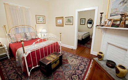 Welcoming Family Getaway Cottage on Historic Grounds in Vacherie, Louisiana - Vacherie, Louisiana - glamping.directory