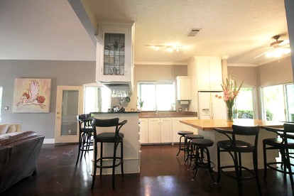 Pet-Friendly Vacation Rental near Blue Hole Regional Park in Wimberley, Texas - Wimberley, Texas - glamping.directory