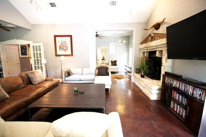 Pet-Friendly Vacation Rental near Blue Hole Regional Park in Wimberley, Texas - Wimberley, Texas - glamping.directory