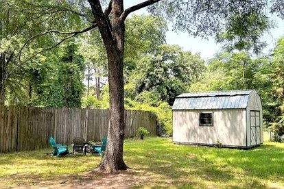 Newly Renovated Cabin Perfect for a Lake and Peaceful Retreat in Texas - Jefferson, Texas - glamping.directory