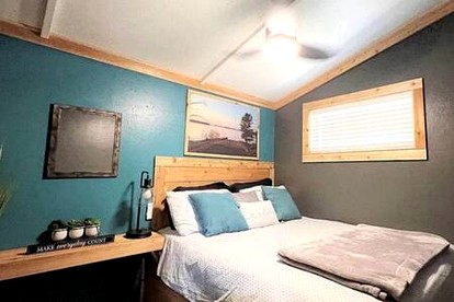 Newly Renovated Cabin Perfect for a Lake and Peaceful Retreat in Texas - Jefferson, Texas - glamping.directory