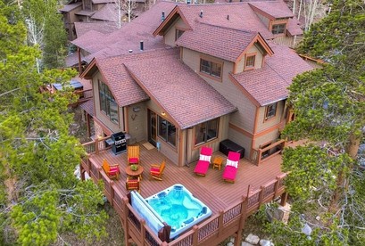 Wonderful Secluded Villa Nestled Amidst Trees in Breckenridge, Colorado - Breckenridge, Colorado - glamping.directory