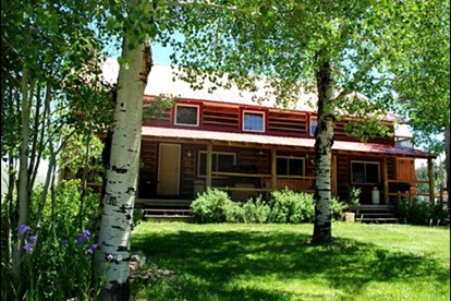 Historic Alpine Lodge Rental near Jackson Hole, Wyoming - glamping.directory