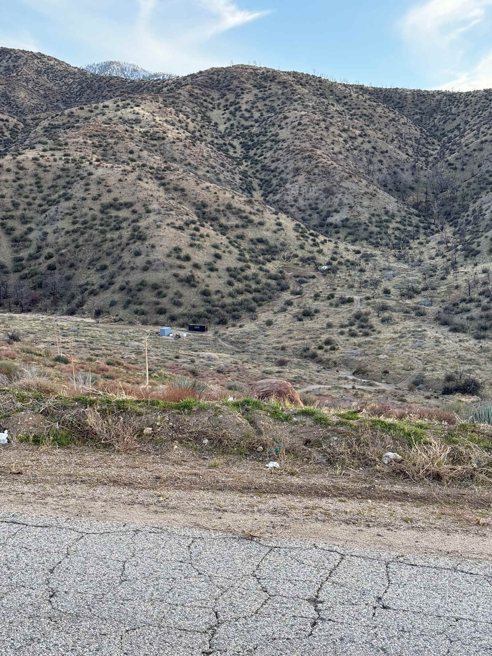 The Landing Ranch (Off-Grid) - Valyermo, California - glamping.directory