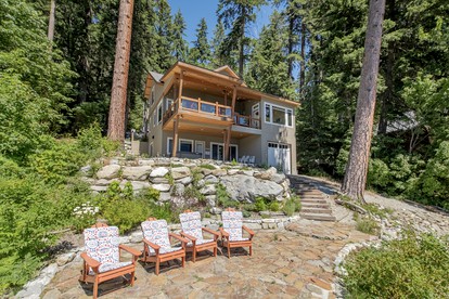 Lakefront Luxury for You and Your Pet: Enjoy Nason Ridge Mountain Views in Style - glamping.directory