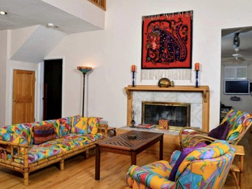 Amazing Elevated Cabin Rental with Ocean Views near Palm Bay, Florida - Melbourne Beach, Florida - glamping.directory
