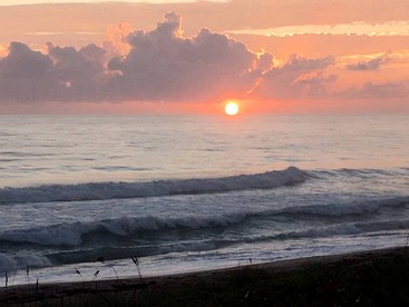 Amazing Elevated Cabin Rental with Ocean Views near Palm Bay, Florida - Melbourne Beach, Florida - glamping.directory
