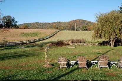 Romantic Bed and Breakfast in the Scenic Countryside of Rappahannock County, Virginia - Hiwassee, Virginia - glamping.directory