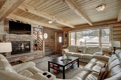 Cozy Cabin Rental in the Rockies for a Family Getaway in Colorado - Breckenridge, Colorado - glamping.directory