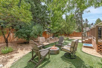 Luxurious Rustic-Modern Retreat with Hot Tub near Local Attractions in Whitney, California - Big Bear, California - glamping.directory