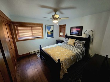 Charming Home with Golf Course Views & Relaxing Vibes in McCall, Idaho - McCall, Idaho - glamping.directory