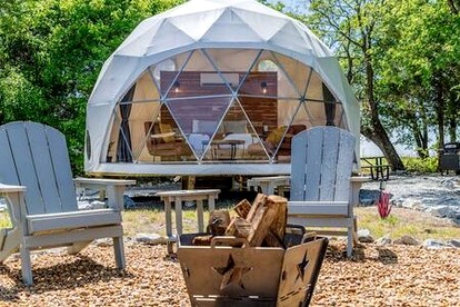 Peaceful Luxury Glamping Domes with Stargazing & Farm Retreat near Lake Access in Wolfe City, Texas - Wolfe City, Texas - glamping.directory