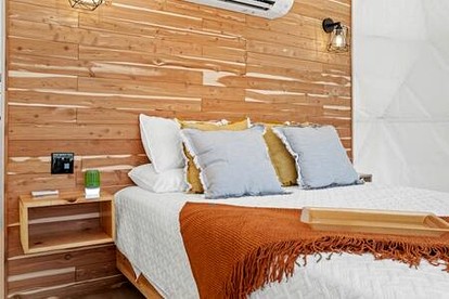 Peaceful Luxury Glamping Domes with Stargazing & Farm Retreat near Lake Access in Wolfe City, Texas - Wolfe City, Texas - glamping.directory