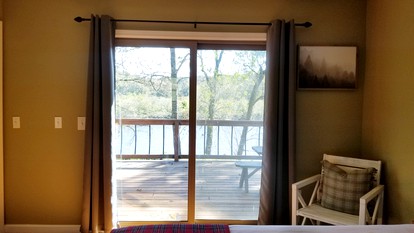 Deck of Dreams: Cabin with Unrivaled River Views in Arkansas - Calico Rock, Arkansas - glamping.directory