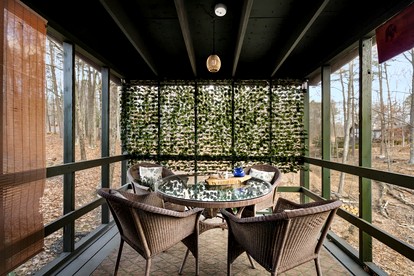 Blissful Zen Cabin Oasis near Cacapon River in West Virginia - Hedgesville, West Virginia - glamping.directory