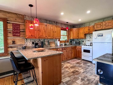 Peaceful Countryside Cabin with Hot-Tub and Fire Pit in Maine - Sweden, Maine - glamping.directory