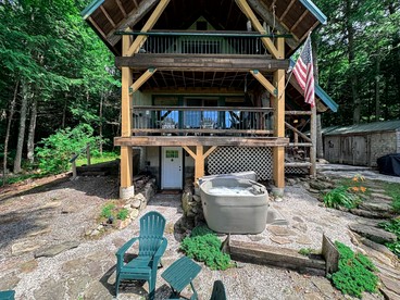 Peaceful Countryside Cabin with Hot-Tub and Fire Pit in Maine - Sweden, Maine - glamping.directory