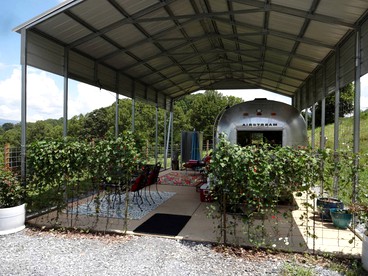 Vintage Airstream for a Unique Getaway near Watauga Lake in Elizabethton, Tennessee - glamping.directory
