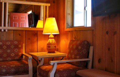 Romantic Getaway in a Bed and Breakfast near the Grand Canyon in Williams, Arizona - Williams, Arizona - glamping.directory