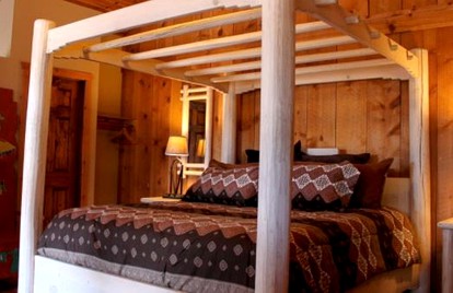 Romantic Getaway in a Bed and Breakfast near the Grand Canyon in Williams, Arizona - Williams, Arizona - glamping.directory