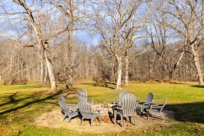 Spacious Riverfront Cabin with Hot Tub Near Shenandoah River, Maurertown, Virginia - Maurertown, Virginia - glamping.directory
