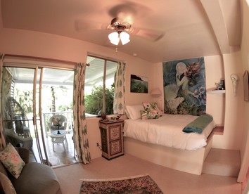 Beautiful Bed and Breakfast Suite with Private Deck in Kealakekua, Hawaii - Kealakekua, Hawaii - glamping.directory