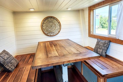 Breakers - stay in a tiny home on the Oregon Coast - Waldport, Oregon - glamping.directory