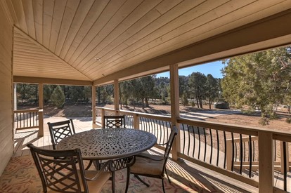 Fantastic Group Cabin with Fireplace and Spacious Game Room in Big Bear City, California - Big Bear, California - glamping.directory