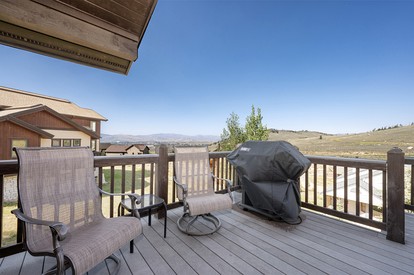 Outstanding Cabin with Barbecue, Hot-tub and Foosball in Granby, Colorado - Granby, Colorado - glamping.directory