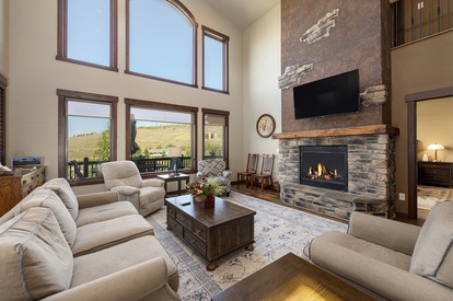 Outstanding Cabin with Barbecue, Hot-tub and Foosball in Granby, Colorado - Granby, Colorado - glamping.directory