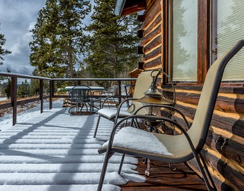 Beautifully Furnished Cabin Rental for Getaway in the Rockies of Colorado - Leadville, Colorado - glamping.directory