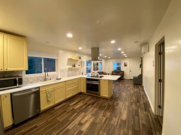Beautiful Blue Cabin Nestled on a Hill with Beautiful Mountain Views for a Relaxing Getaway by the Trinity River in California - Big Flat, California - glamping.directory