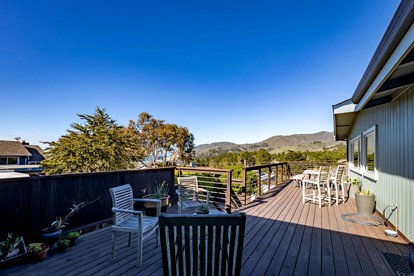 Stunning Vacation Rental with Breathtaking Ocean and Mountain Views Perfect for Hiking in Montara, CA - Montara, California - glamping.directory