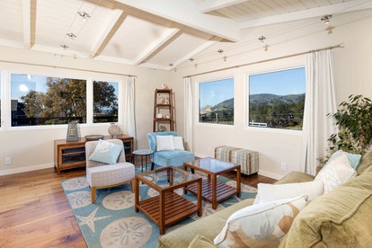 Stunning Vacation Rental with Breathtaking Ocean and Mountain Views Perfect for Hiking in Montara, CA - Montara, California - glamping.directory