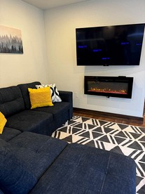 Cozy Mountain Cottage with Stunning Views near Seward, Alaska - Seward, Alaska - glamping.directory