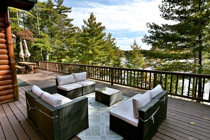Grand Family-Friendly, Lake Front Cabin with Luxury Amenities for a Relaxing Getaway on Lake Tahkodah in the North Woods of Wisconsin - Cable, Wisconsin - glamping.directory