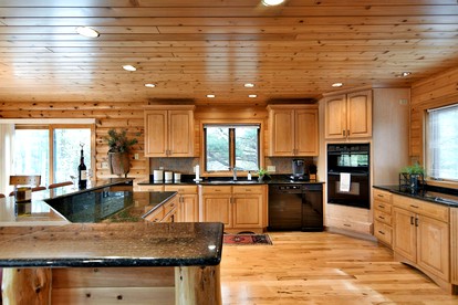 Grand Family-Friendly, Lake Front Cabin with Luxury Amenities for a Relaxing Getaway on Lake Tahkodah in the North Woods of Wisconsin - Cable, Wisconsin - glamping.directory