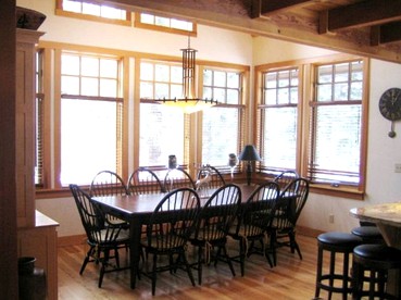 Modern Woodland Cabin Getaway with a Fireplace in Truckee, California - Truckee, California - glamping.directory