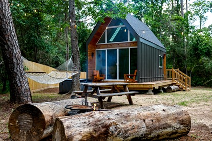 Luxury Cabin with Private Hot Tub - Cueta, Montgomery, TX - Montgomery, Texas - glamping.directory