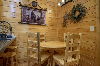 Rustic-Chic Cabin for Four - Ultimate Tennessee Glamping Escape in Pigeon Forge - Pigeon Forge, Tennessee - glamping.directory