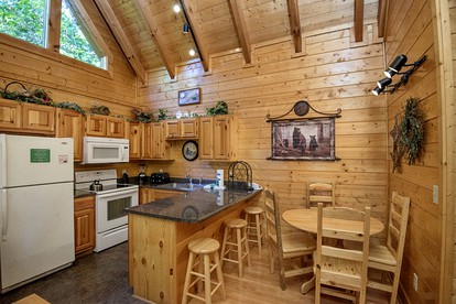 Rustic-Chic Cabin for Four - Ultimate Tennessee Glamping Escape in Pigeon Forge - Pigeon Forge, Tennessee - glamping.directory