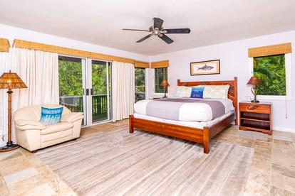 Extraordinary Tree House with Screened-In Lanai and Frontage Along the Wainiha River, Kauai, Hawaii - Wainiha, Hawaii - glamping.directory